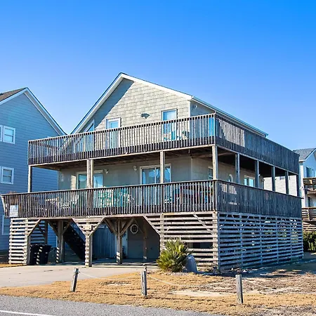Oceanside, Close To Ocean, Grocery Store And Shopping!